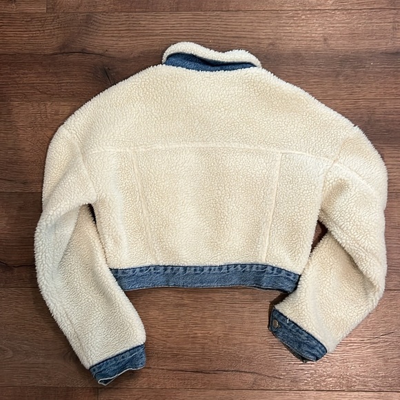PacSun Sherpa fuzzy crop jacket Jean denim button up small s - Picture 4 of 5